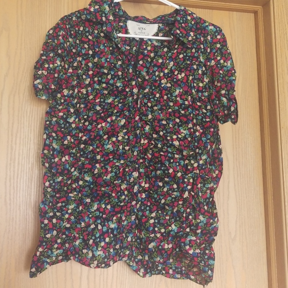 Floral Button Up Top